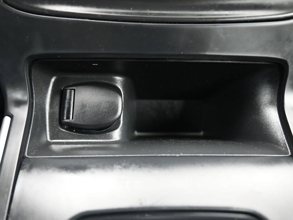 Used 2018 Nissan Sentra SV image 18