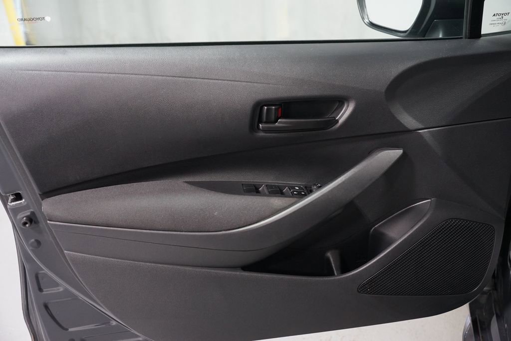 Certified 2023 Toyota Corolla LE image 27