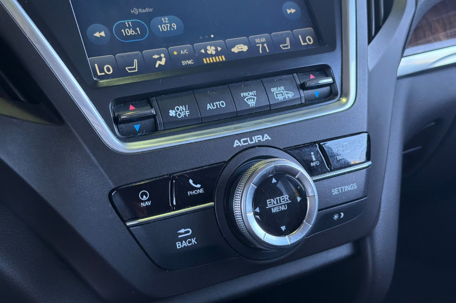 Used 2018 Acura MDX SH-AWD w/ Technology Package image 25