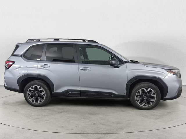 Used 2026 Subaru Forester Premium AWD/4WD image 6