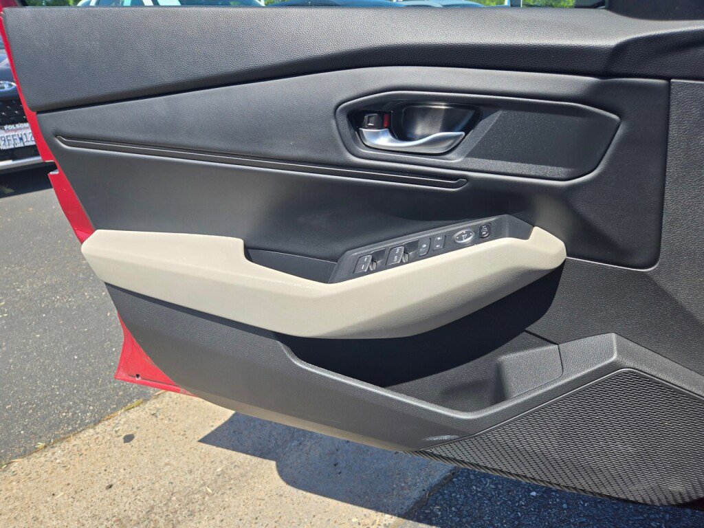 Certified 2025 Honda Accord SE image 22