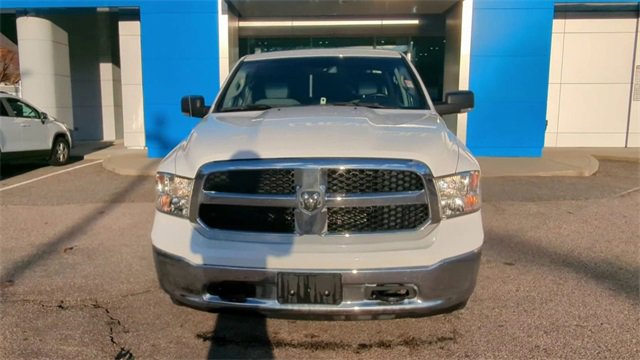 Used 2022 RAM 1500 Classic SLT w/ Electronics Convenience Group image 3