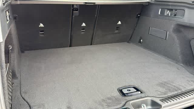 Certified 2026 Mercedes-Benz GLC 300 4MATIC image 32