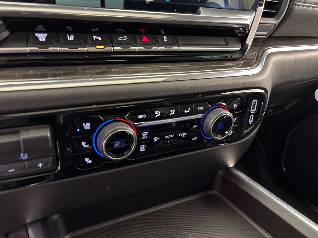 Certified 2024 Chevrolet Silverado 3500 LTZ w/ LTZ Convenience Package AWD/4WD image 30