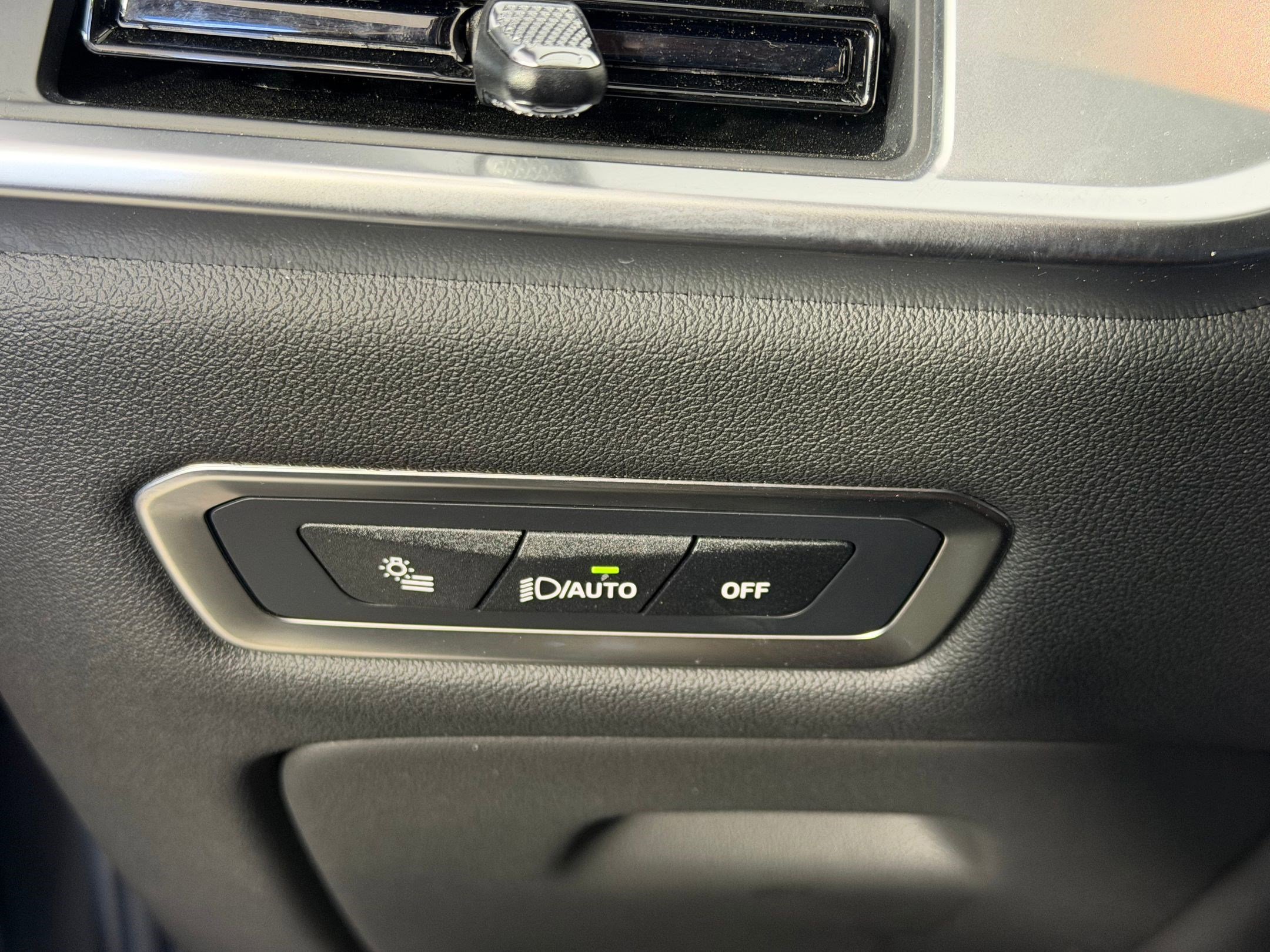 Used 2026 BMW X7 xDrive40i image 18