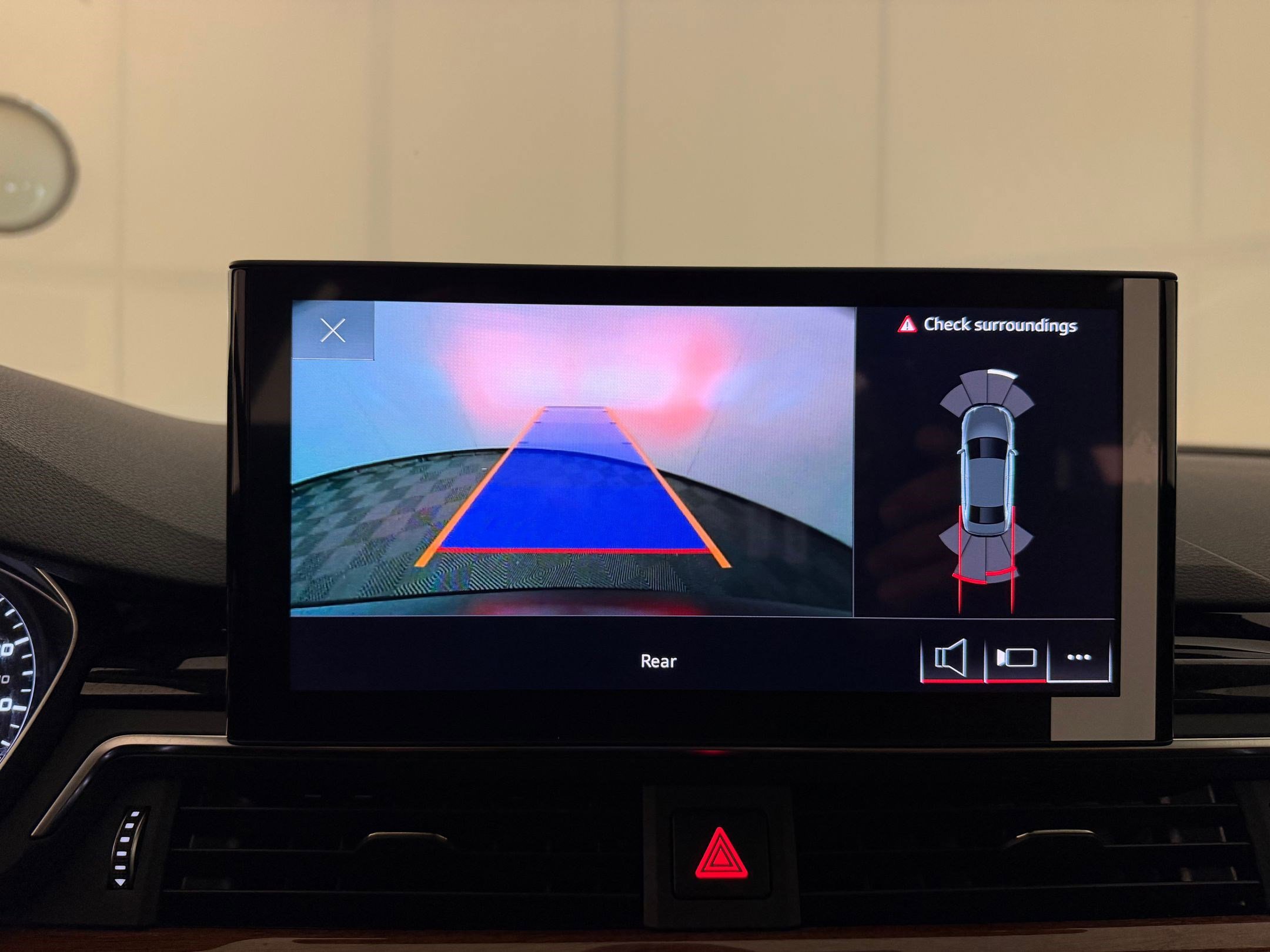 Used 2025 Audi A4 2.0T Premium w/ Convenience Package image 24