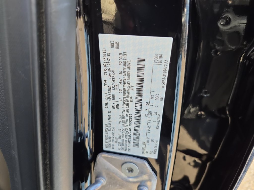 Certified 2019 Ford Escape Titanium AWD/4WD image 44