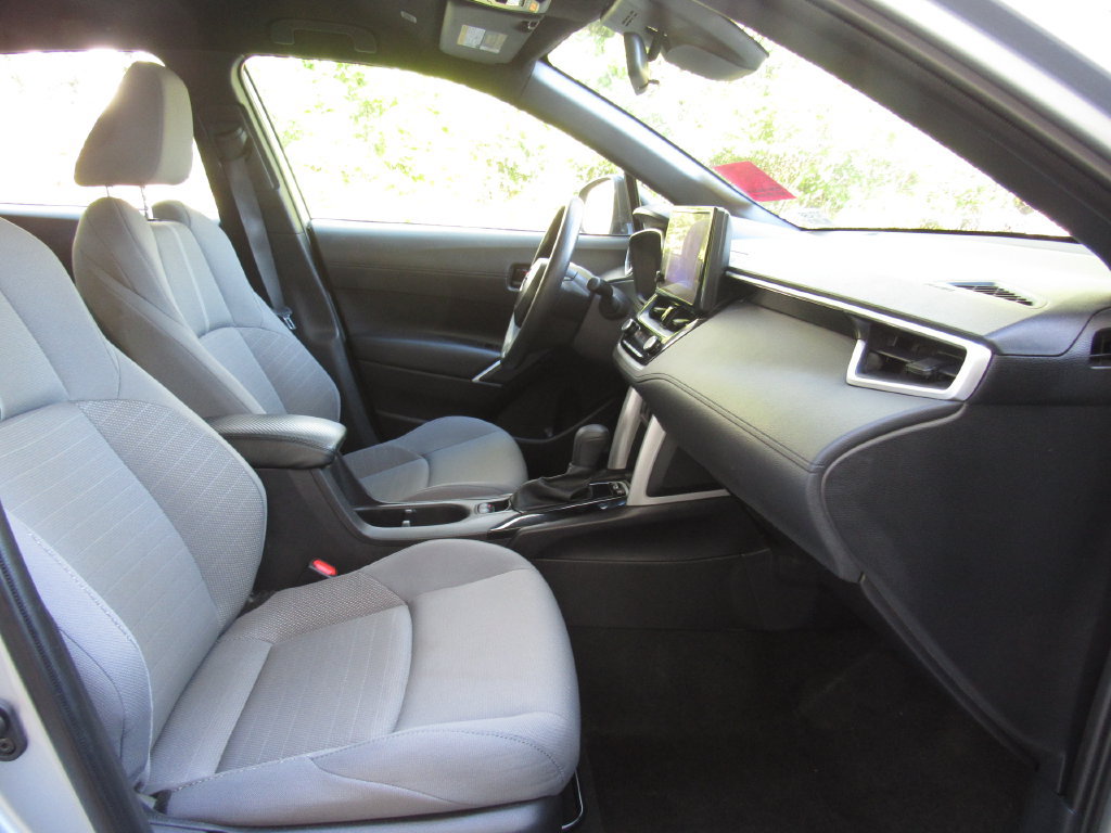 Certified 2025 Toyota Corolla Cross AWD Hybrid image 17