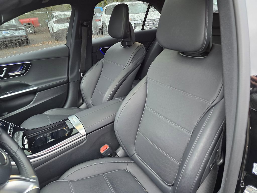 Used 2025 Mercedes-Benz C 300 4MATIC Sedan image 22