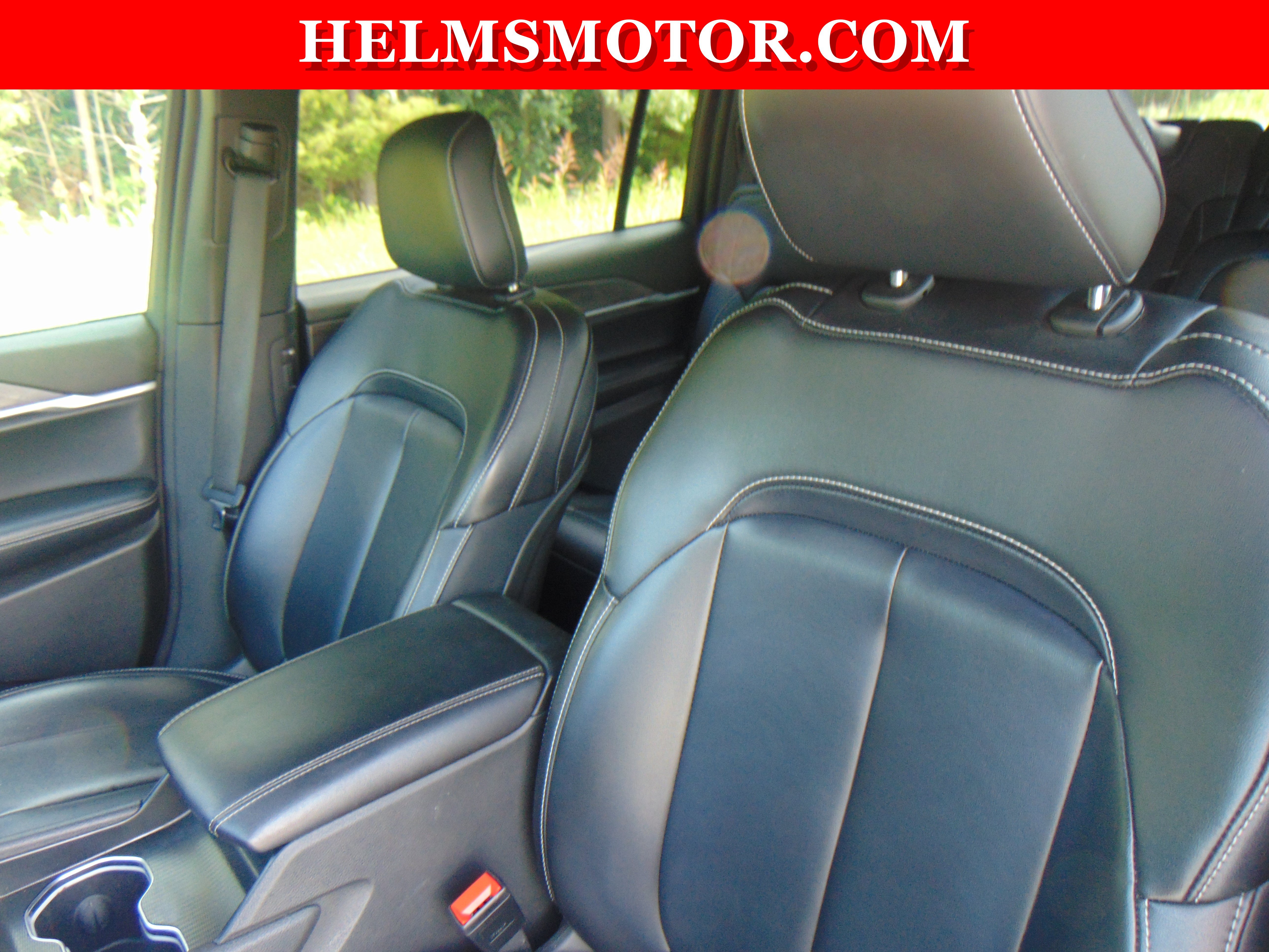 Used 2024 Jeep Grand Cherokee L Limited w/ Black Appearance Package AWD/4WD image 32