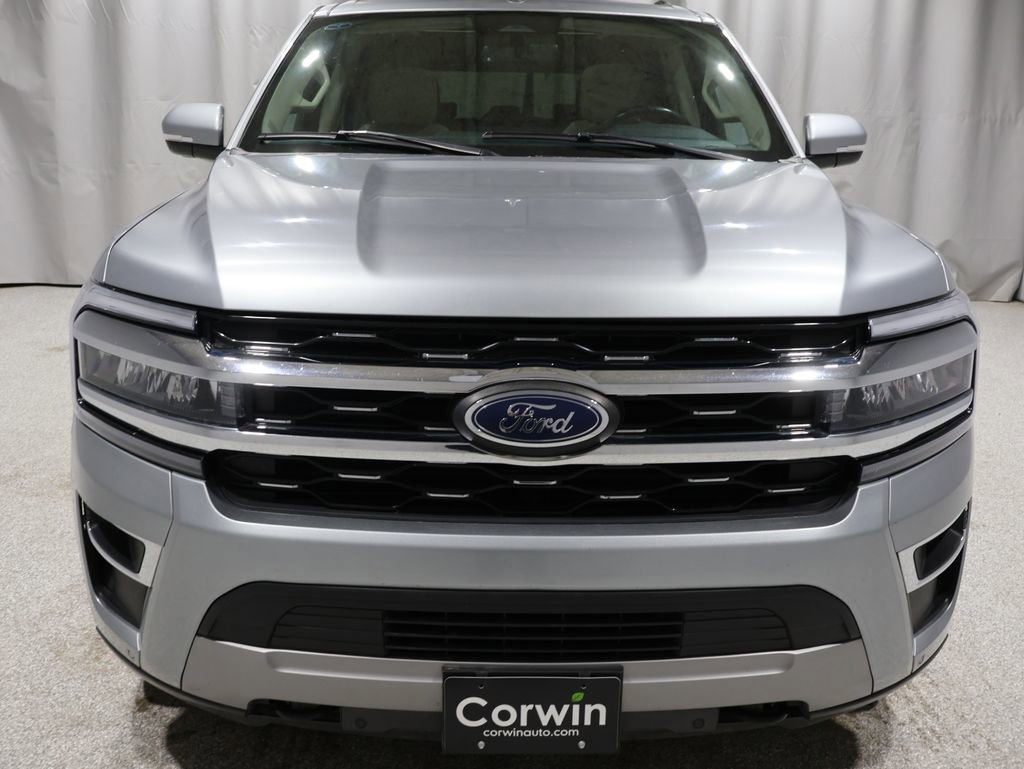 Used 2023 Ford Expedition Limited image 7