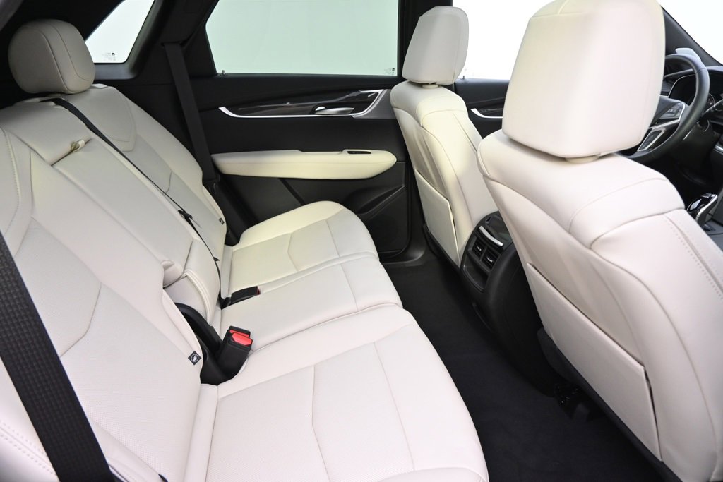 New 2025 Cadillac XT5 Sportv w/ Technology Package image 18