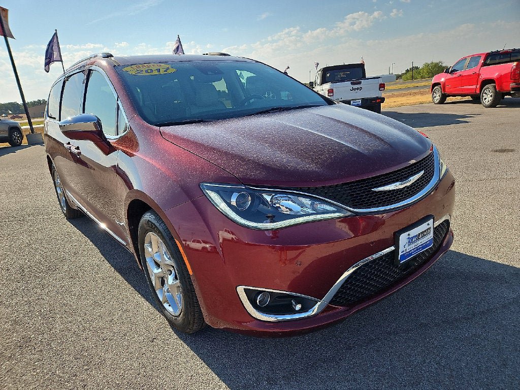 Certified 2017 Chrysler Pacifica Limited w/ Advanced Safetytec Group FWD image 11