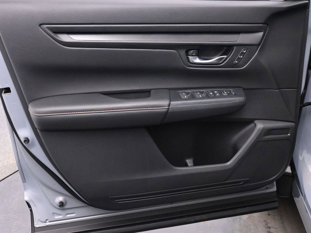Used 2025 Honda CR-V Sport-L image 10