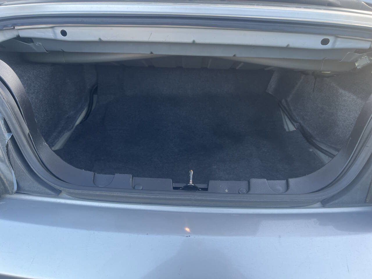 Used 2006 Ford Mustang GT image 14