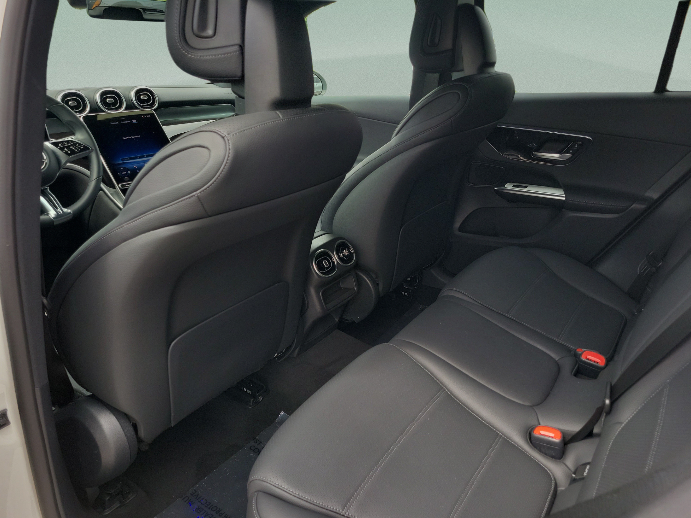Certified 2026 Mercedes-Benz GLC 300 image 10