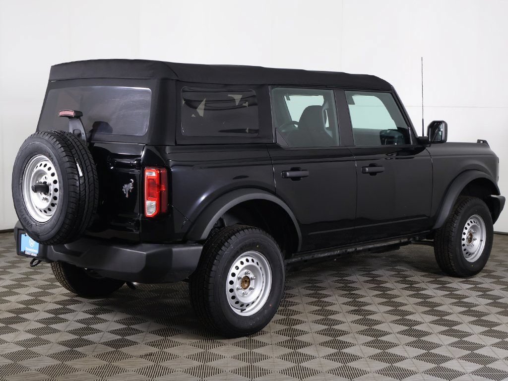 Used 2023 Ford Bronco 4-Door AWD/4WD image 7
