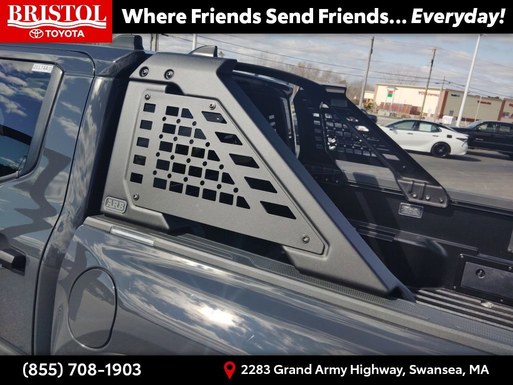 Used 2025 Toyota Tacoma Trailhunter image 14