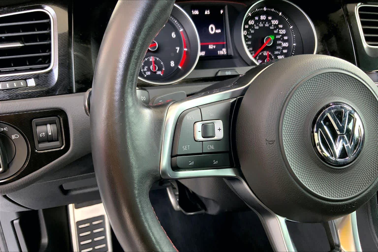 Used 2017 Volkswagen GTI S FWD image 25