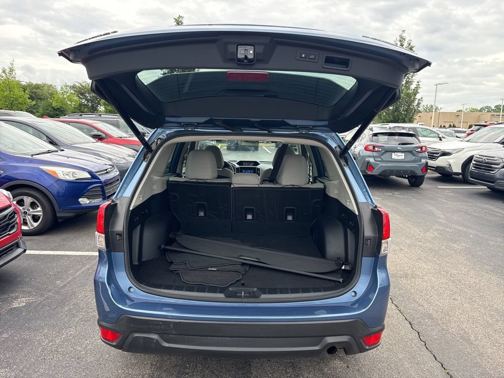 Certified 2023 Subaru Forester Premium AWD/4WD image 8