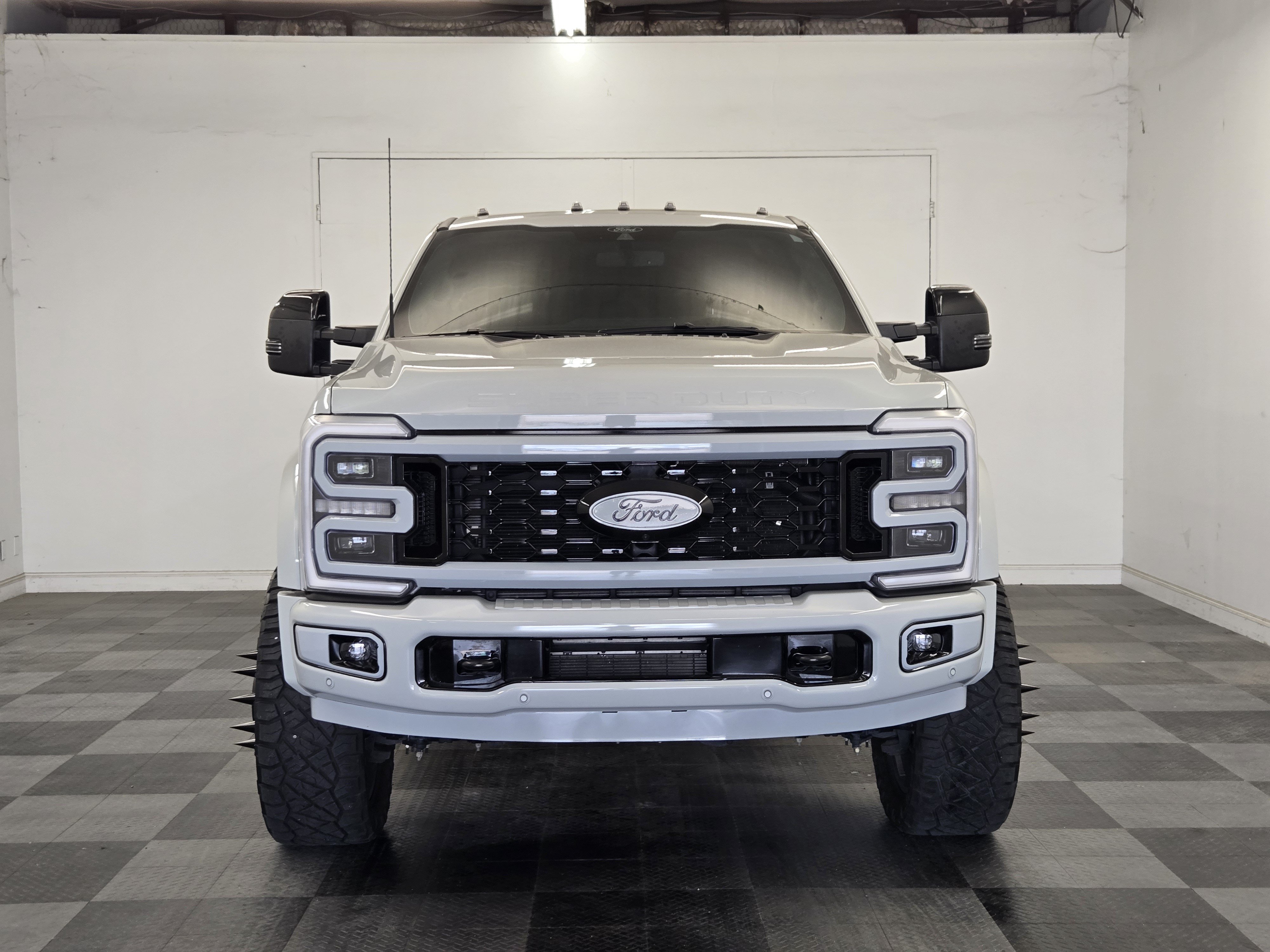 Used 2026 Ford F450 Platinum w/ Platinum Plus Package AWD/4WD image 3