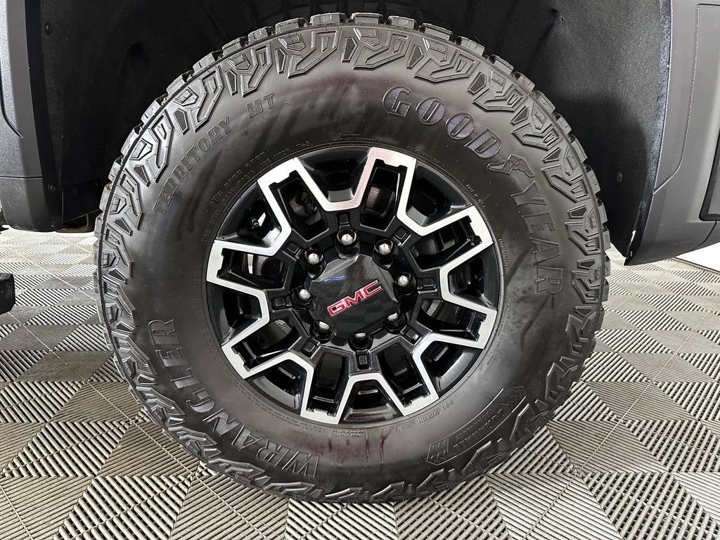 Used 2026 GMC Sierra 2500 AT4X AWD/4WD image 27