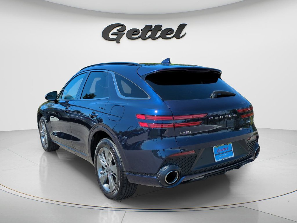 Used 2025 Genesis GV70 3.5T Sport AWD/4WD image 7