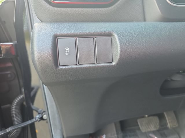 Used 2025 Honda Pilot Sport image 26
