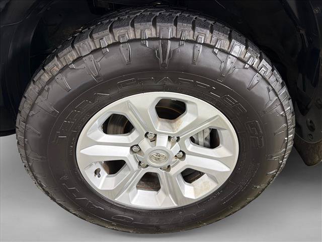 Used 2022 Toyota 4Runner SR5 RWD image 11