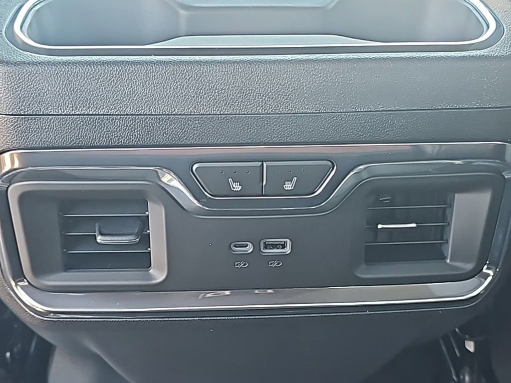 New 2026 GMC Sierra 2500 Denali Ultimate w/ Max Trailering Package image 16