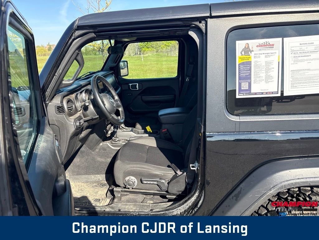 Used 2021 Jeep Wrangler Sport AWD/4WD image 19