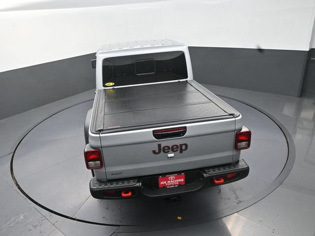 Used 2023 Jeep Gladiator Rubicon w/ Cold Weather Group AWD/4WD image 28