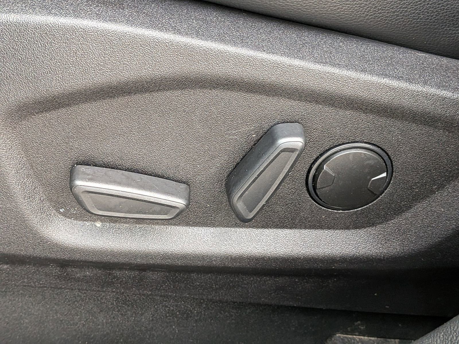 Certified 2022 Ford Edge SEL w/ Convenience Package image 24