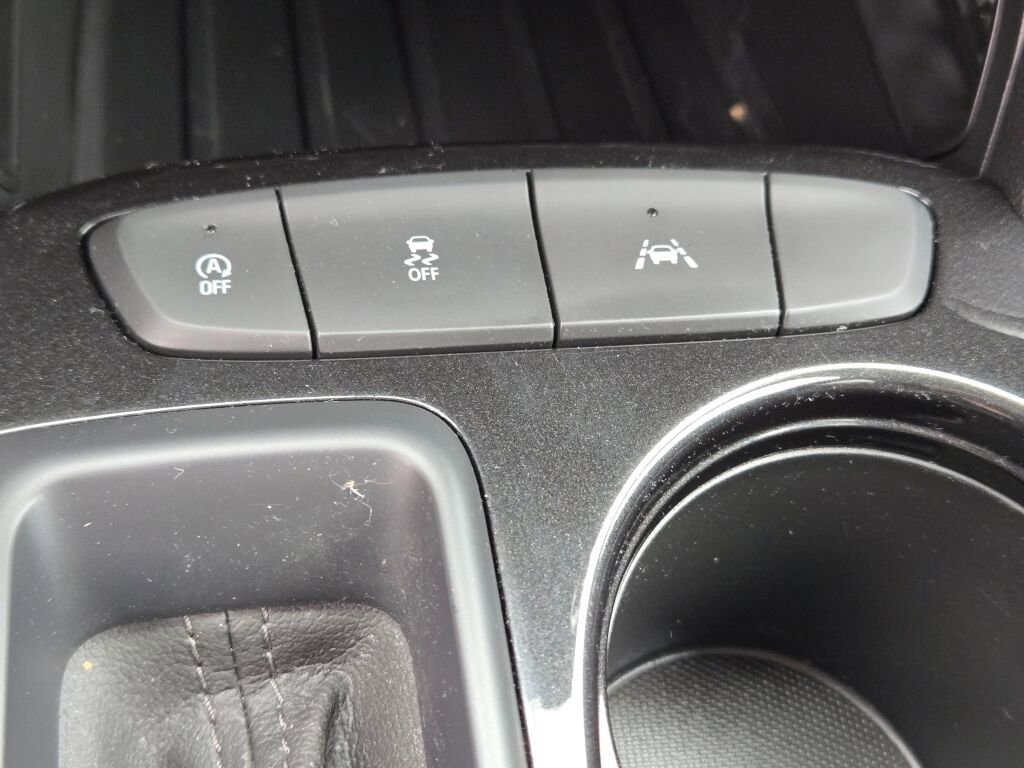 Used 2021 Chevrolet TrailBlazer LT w/ Convenience Package FWD image 23