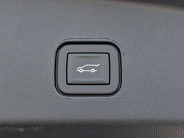 Certified 2026 Cadillac Lyriq Signature Luxury w/ Nappa Leather Package AWD/4WD image 29