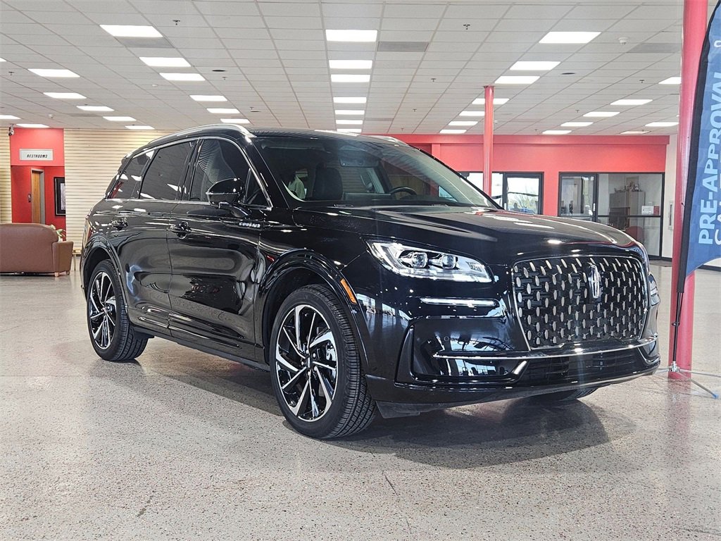 Used 2024 Lincoln Corsair Grand Touring w/ Equipment Group 301A image 2