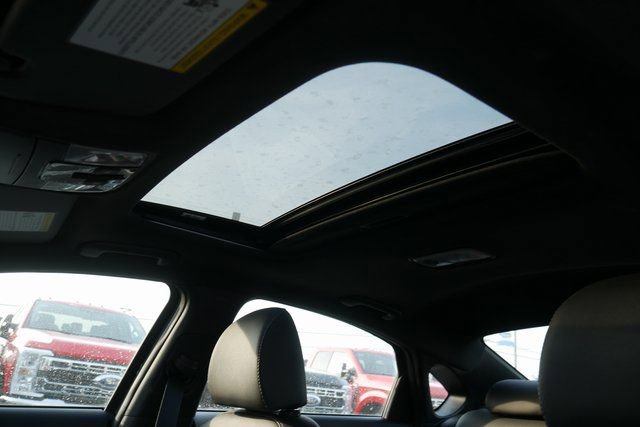 Used 2023 Kia Forte GT-Line w/ GT-Line Premium Package image 3