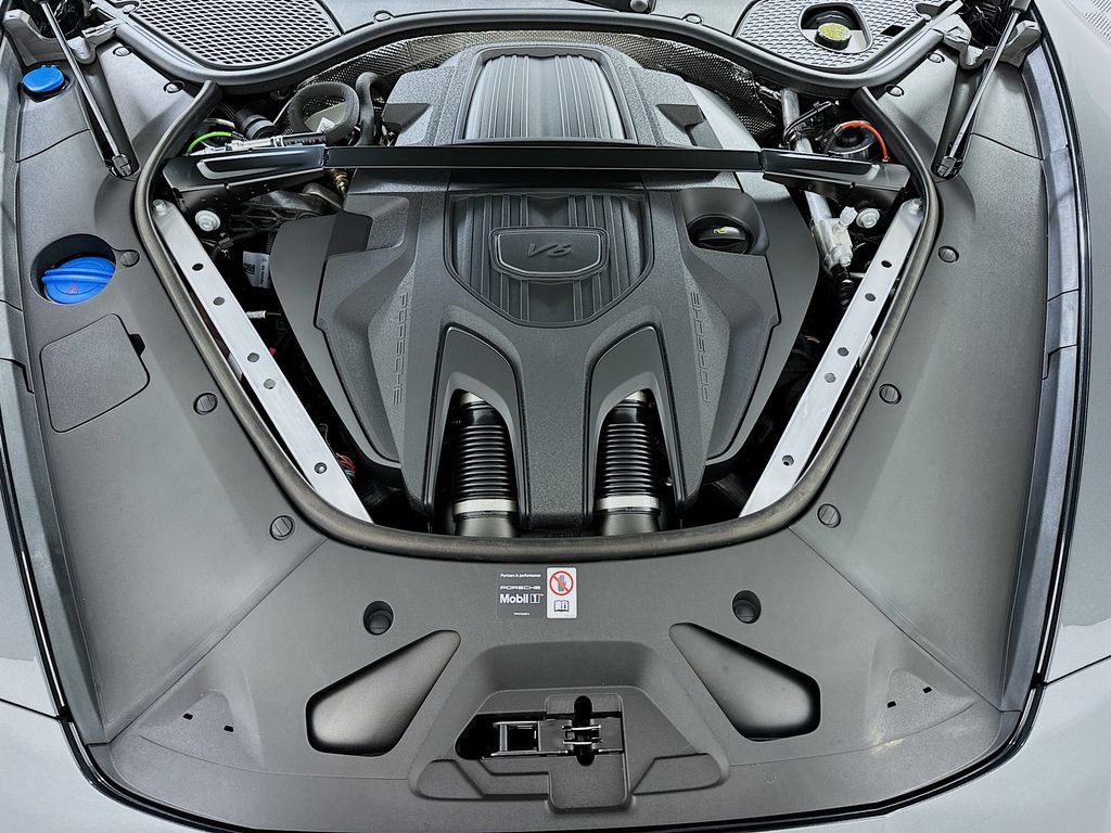New 2026 Porsche Panamera RWD image 32
