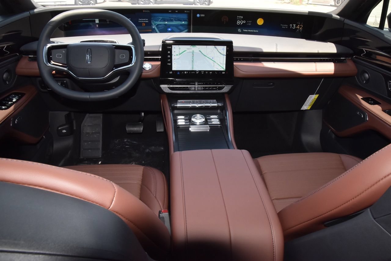 New 2026 Lincoln Nautilus Reserve AWD/4WD image 23