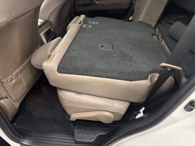 Used 2021 Lexus GX 460 Premium w/ Premium Package image 7