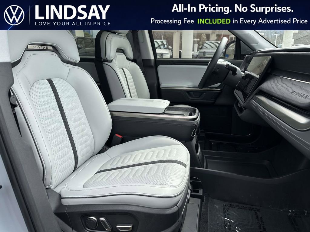 Used 2025 Rivian R1S Adventure AWD/4WD image 12