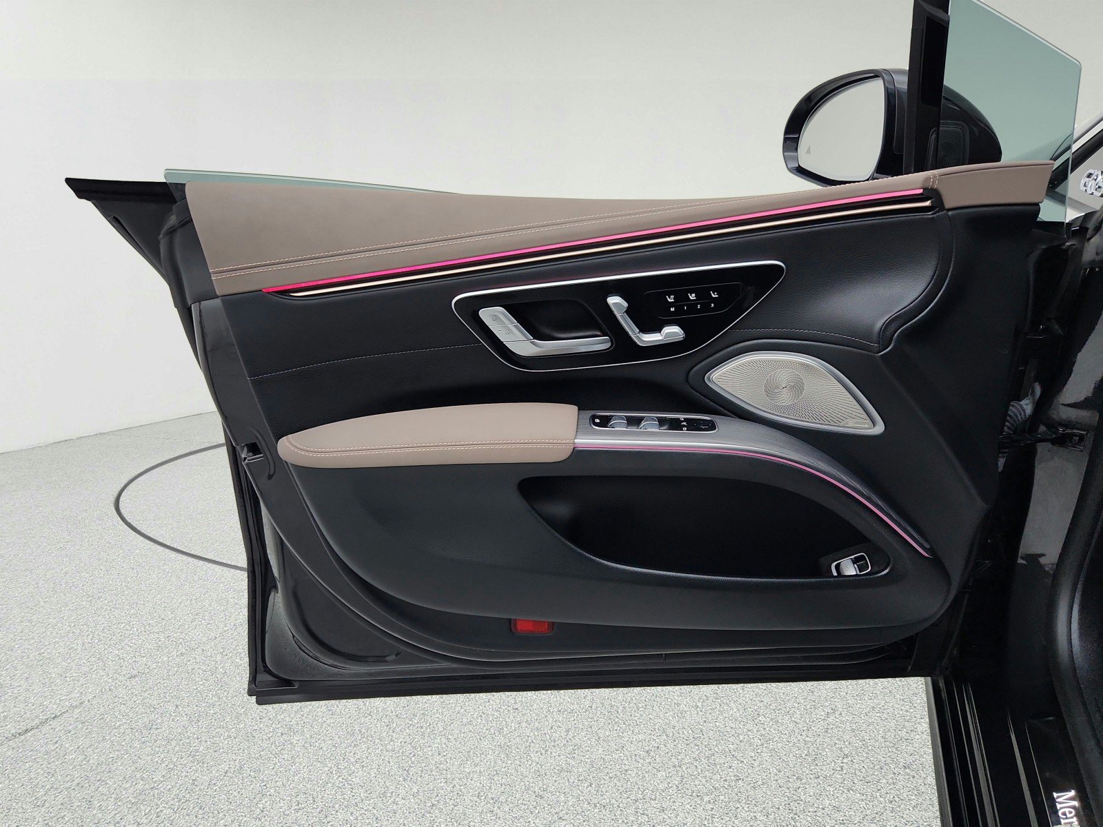 Certified 2023 Mercedes-Benz EQS 580 4MATIC Sedan image 26