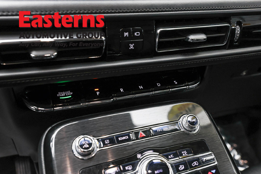 Used 2023 Lincoln Nautilus AWD image 13