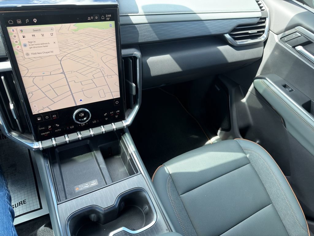 Certified 2025 GMC Acadia AT4 AWD/4WD image 27