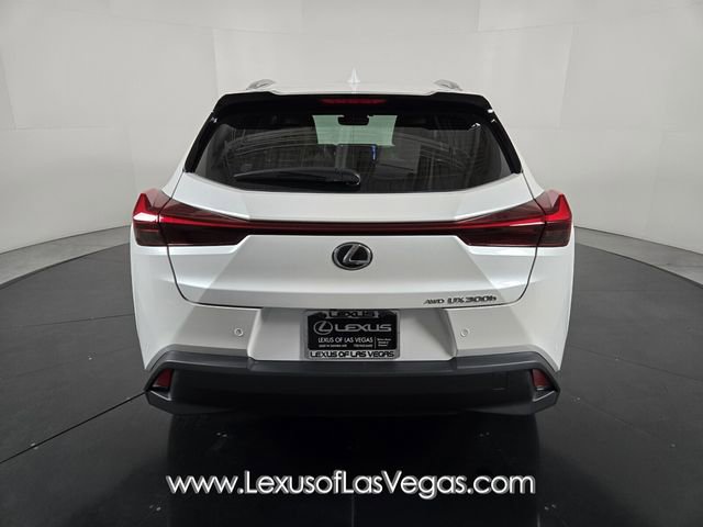 New 2025 Lexus UX 300h AWD image 5