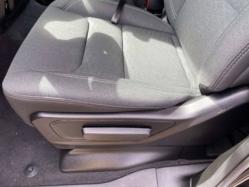 Used 2025 RAM 1500 Tradesman AWD/4WD image 21