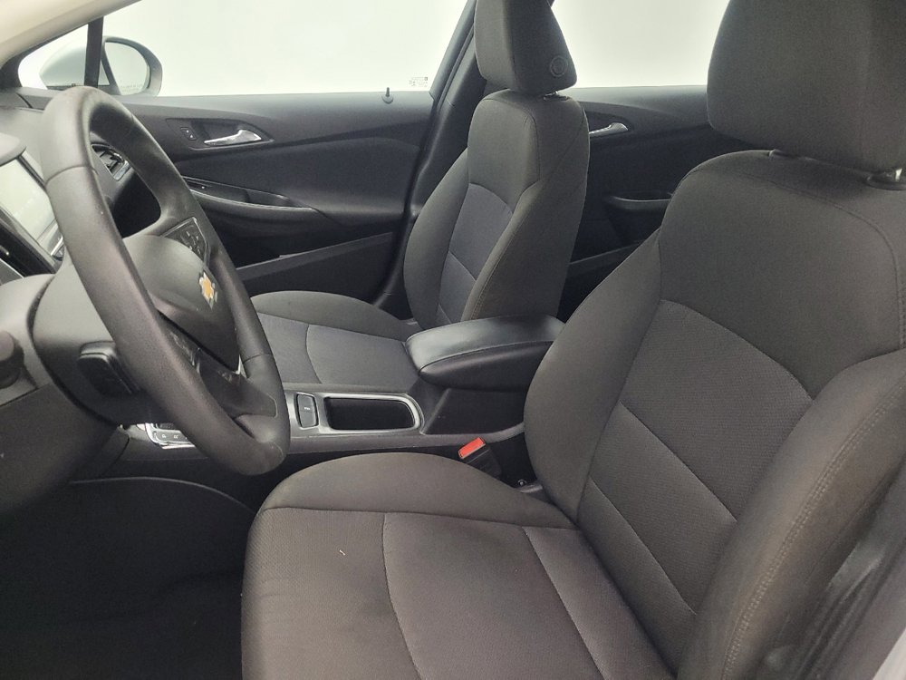 Used 2017 Chevrolet Cruze LT w/ Convenience Package FWD image 17