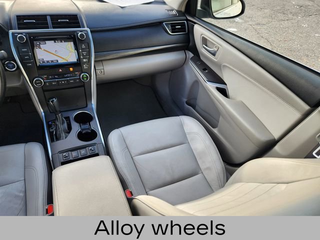 Used 2015 Toyota Camry XLE image 14