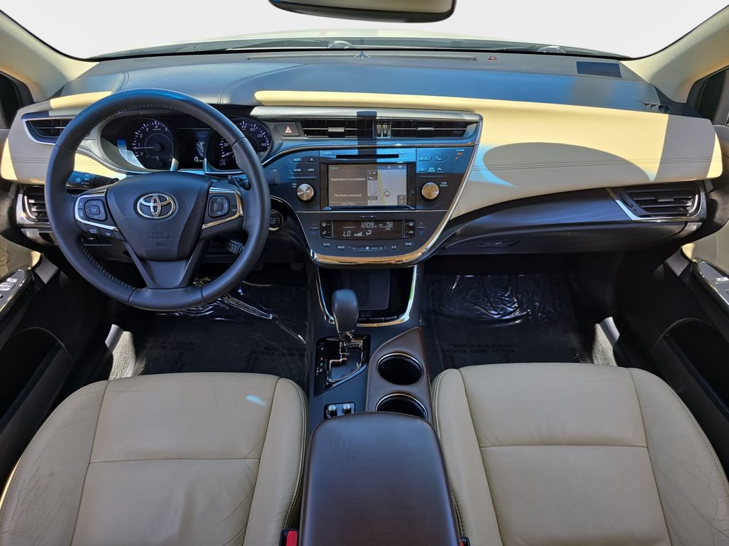 Used 2016 Toyota Avalon Limited FWD image 10