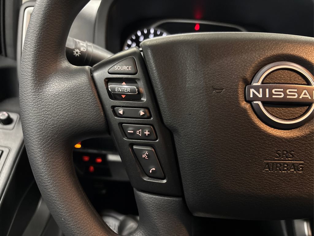 Used 2025 Nissan Frontier SV image 26